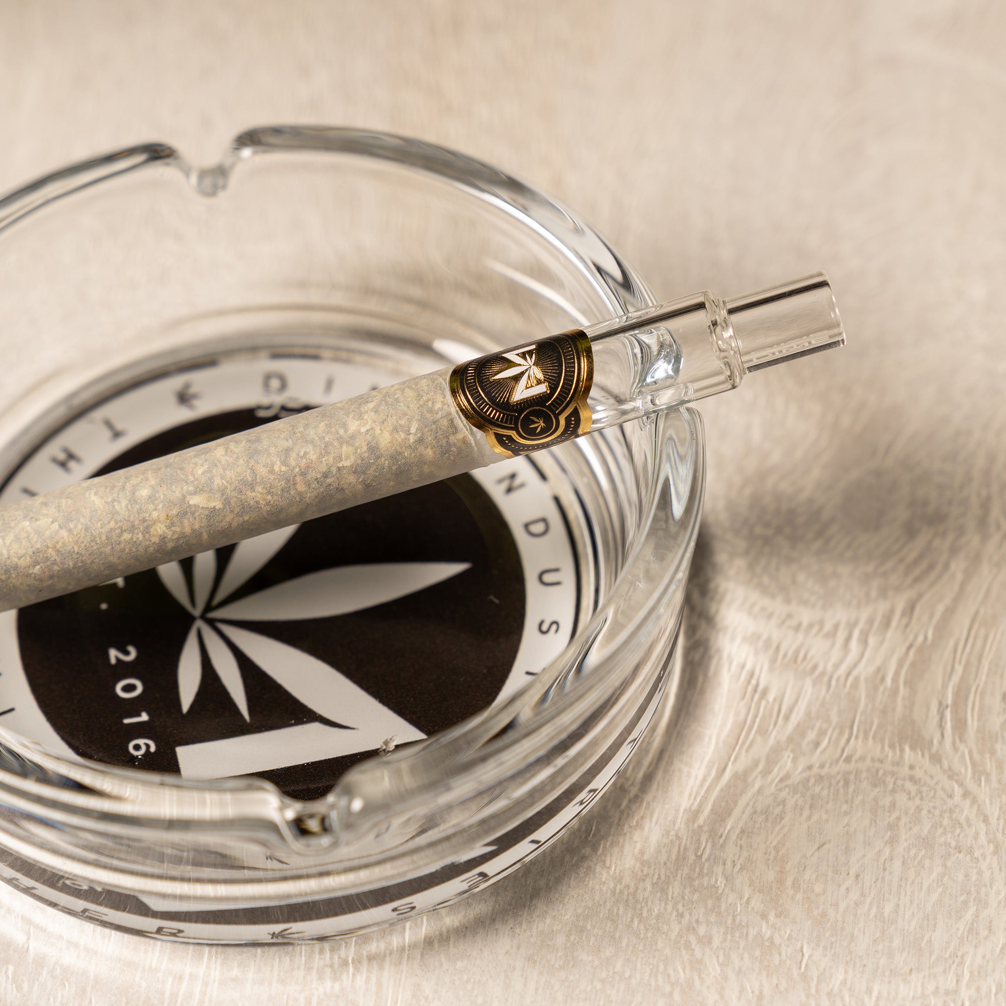 dime ashtray 灰皿 DIME Glass Ashtray – Durable, Easy-to-Clean Smoking Accessory